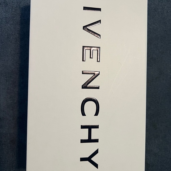 Givenchy slides - Picture 4 of 10